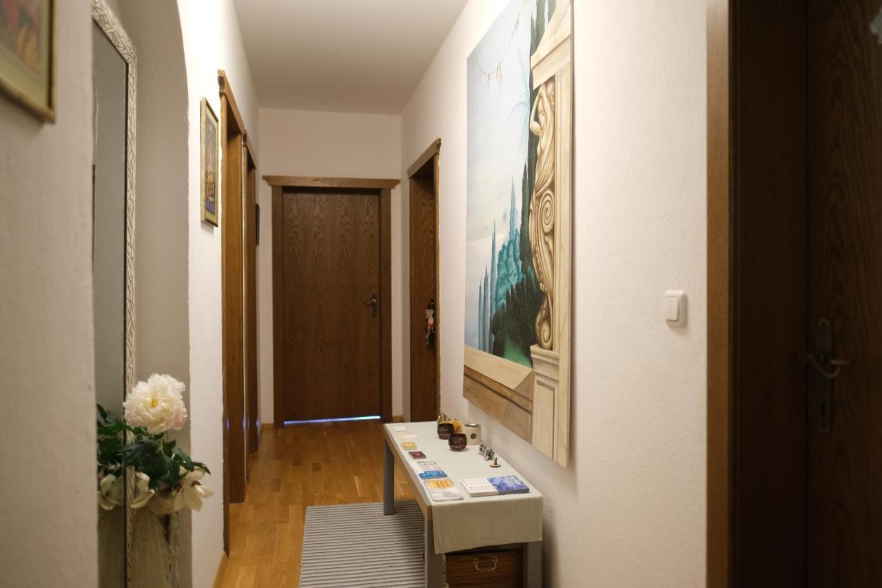 Doppelzimmer Innsbruck Exterior photo